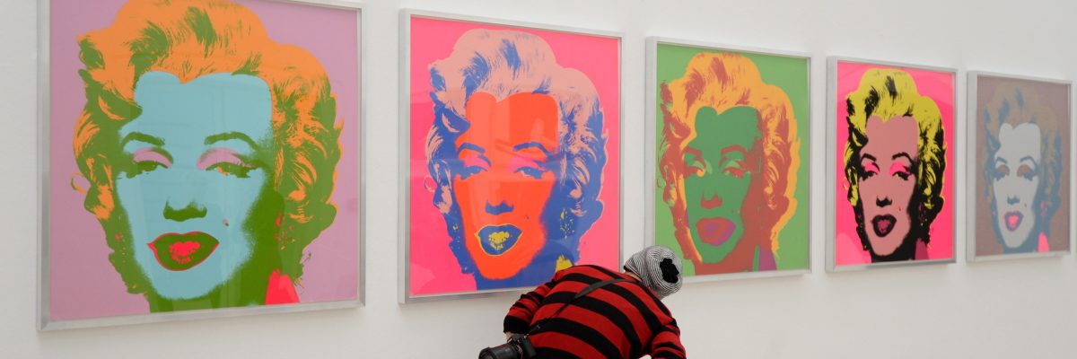 V databázi se nachází také slavný obraz pop-artového umělce Andyho Warhola představující poctu herečce Marylin Monroe (ilustrační foto)