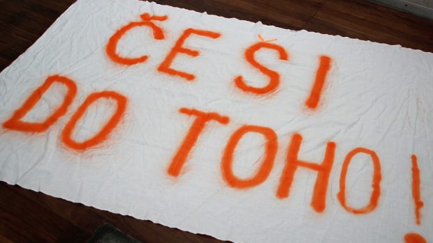 Transparenty určené pro zimní olympijské hry v Soči by podle ruských úřadů měly být přeložené do ruštiny