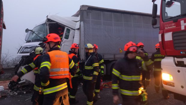 Nehoda zablokovala dálnici D1 v Brně ve směru na Vyškov