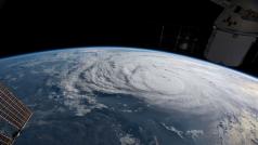 Pohled na hurikán Harvey z vesmíru