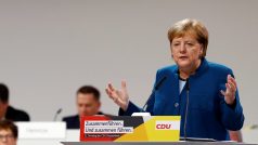 Angela Merkelová při projevu na sjezdu CDU v Hamburku