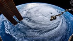 Hurikán Florence z Mezinárodní vesmírné stanice. Fotografie z 12. září 2018