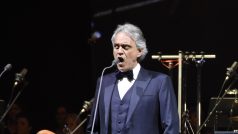 Italský tenorista Andrea Bocelli na koncertě v Mnichově