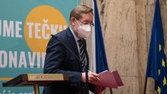 Ministr zdravotnictví Petr Arenberger na tiskové konferenci ohlásil svou rezignaci.