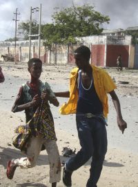 Somálci v hlavním městě Mogadišu