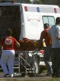 Výbuch na vrtné lodi u brazilských břehů zranil 10 dělníků, vrtulníky je transportovaly do nemocnice