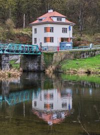 Budova správy Národního parku Podyjí, řeka Dyje