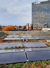 Solární panely na střeše v Berlíně