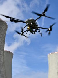 Elektrárna Dukovany zatím průnik dronů řešit nemusela