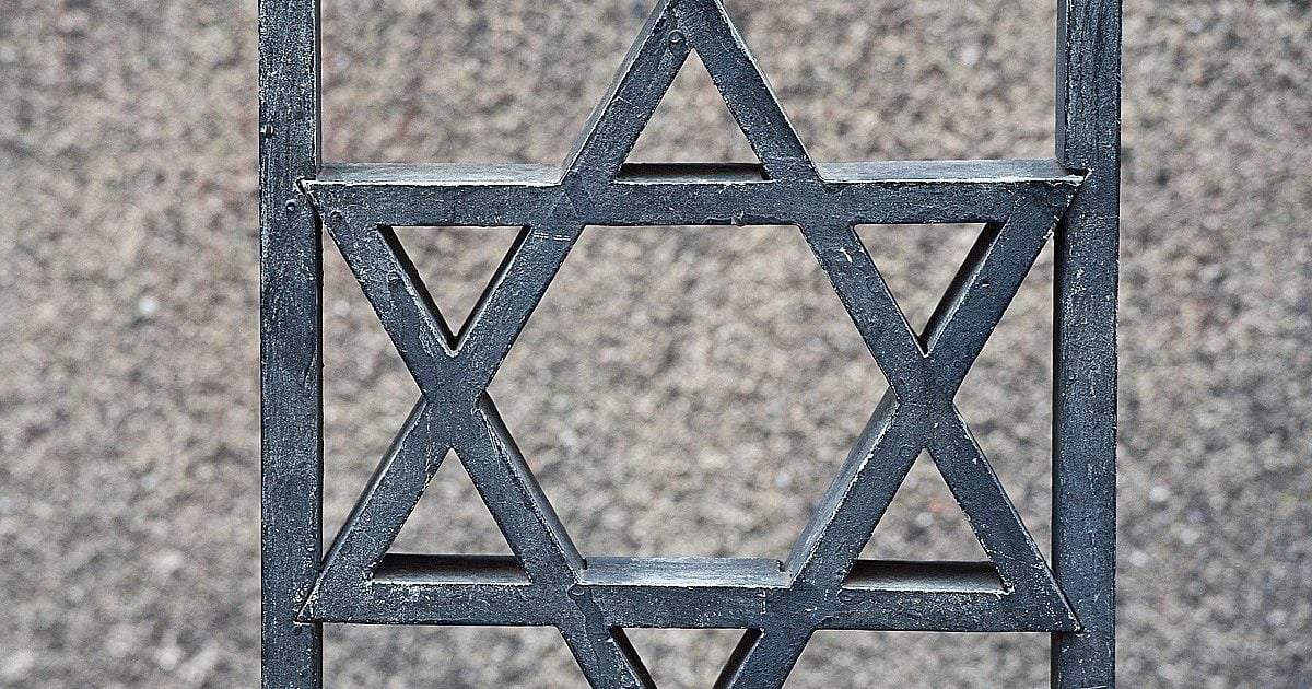 Photo: irozhlas.cz UK Greens Adopt Resolution Defining Zionism As Racism