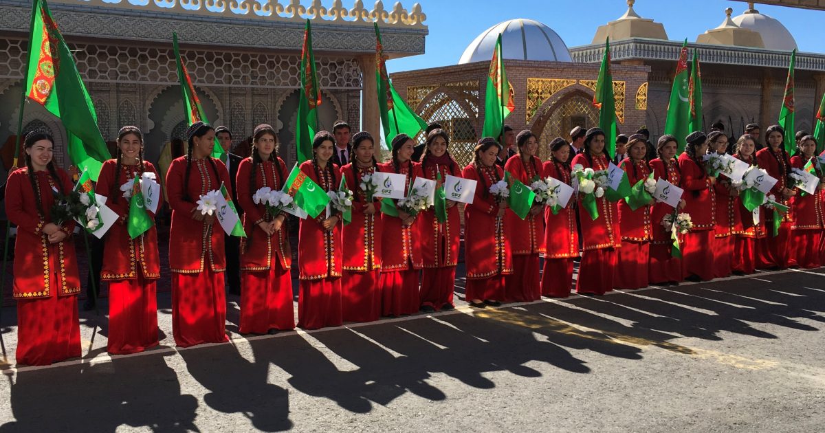 Kontrolujeme morálku mládeže, vzkazují turkmenské úřady. Studentky musejí podstupovat ‚testy panenství‘