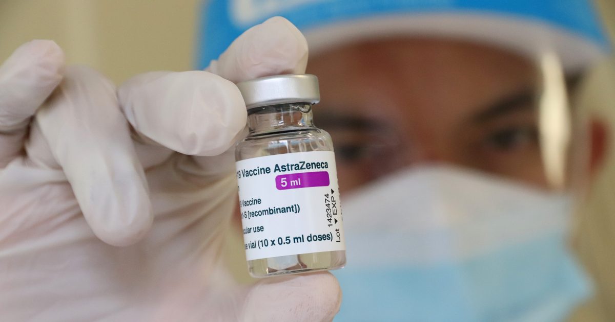 Deutschland wird der Empfehlung der Kommission folgen und die AstraZeneca-Impfung aussetzen |  iROZHLAS