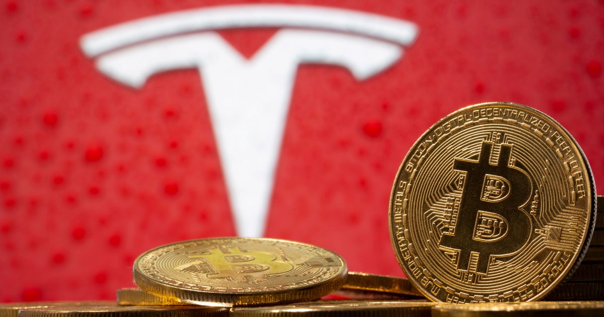Tesla přestane přijímat platby v bitcoinech za svá auta. ‚Je to na úkor životního prostředí,‘ napsal Musk