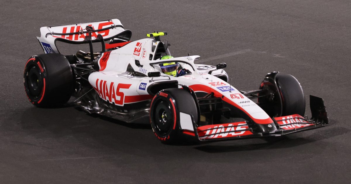 Die Qualifikation für den Großen Preis von Saudi-Arabien wurde durch den Schumacher-Unfall beeinträchtigt.  Perez |  schnappen Sie sich die führende Position iROZHLAS