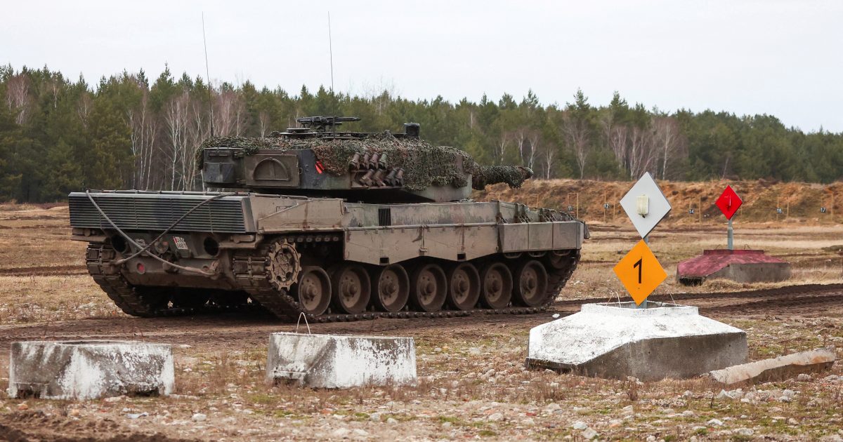 18 Leopard-2-Panzer kamen aus Deutschland in die Ukraine.  Großbritannien schickte auch iRADIO-Militärausrüstung