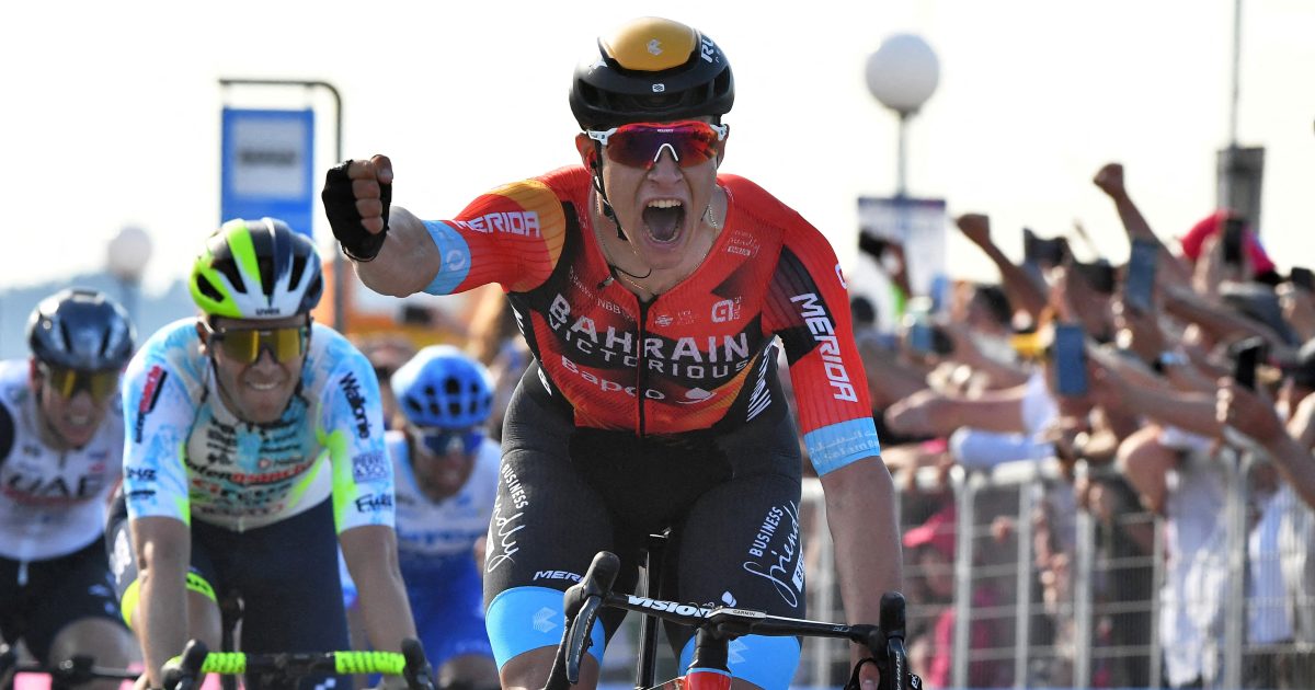 La seconda tappa del Giro è stata vinta dal ciclista italiano Milan.  “Non posso crederci, questo è il mio primo Giro”, ha detto |  iRADIO