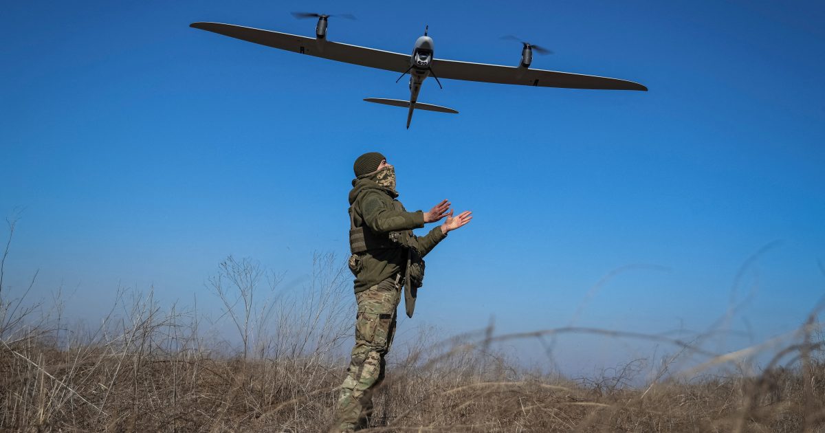 ONLINE: Rusko v noci sestřelilo 10 ukrajinských dronů v Krasnodarském kraji, uvedla Moskva