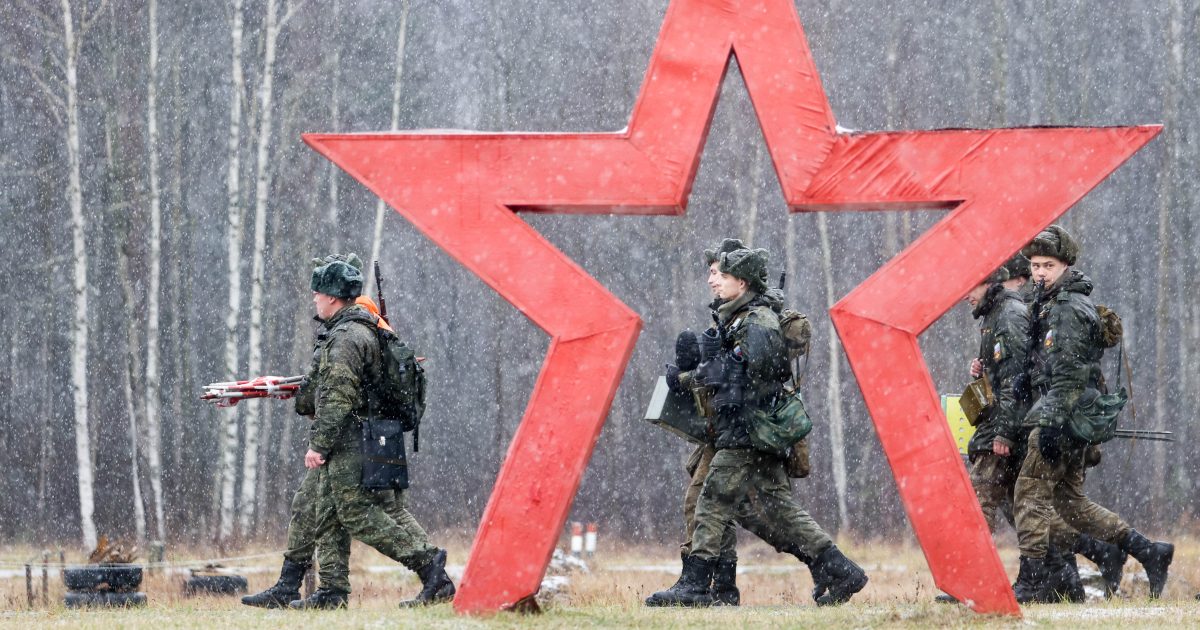 Russland lagert Truppen an der ukrainischen Grenze.  Dies provoziert eine Krise an mehreren Fronten, der Westen könnte vor harten Wahlen stehen |  iROZHLAS