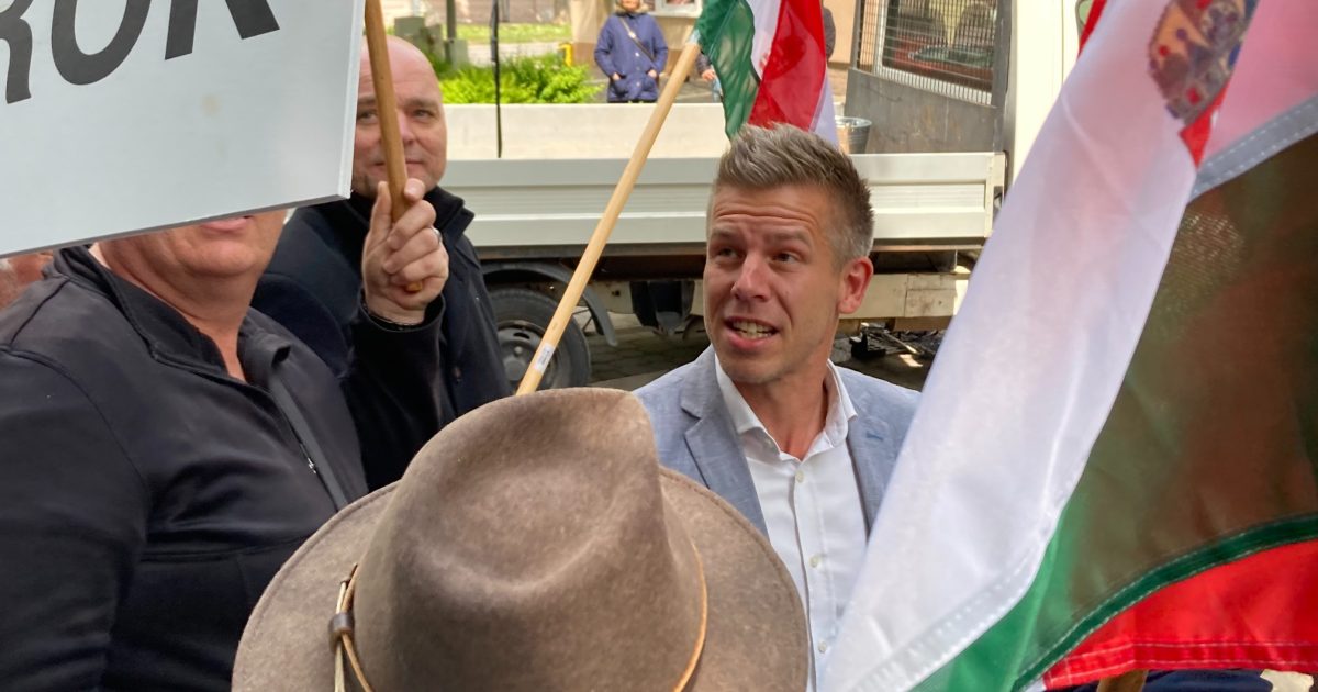 ‚Současný režim už musí padnout.‘ Orbánovi odpůrci vzhlíží k novému mesiáši