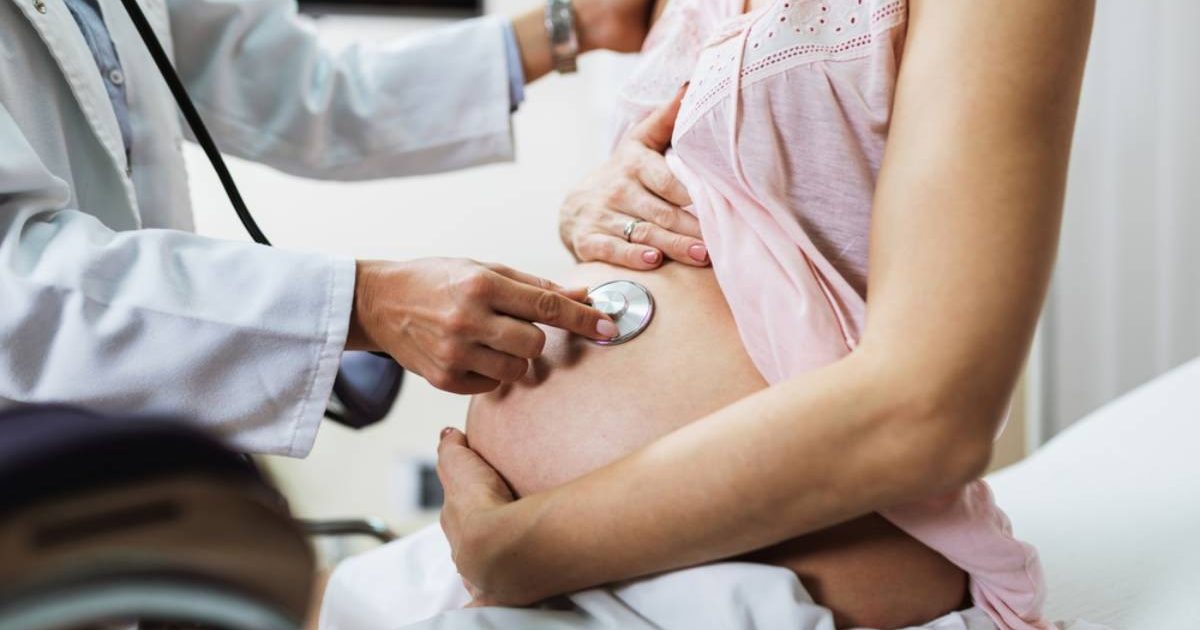 Il parlamento italiano sostiene condanne più severe per le madri surrogate.  Affronterà il carcere |  iRADIO