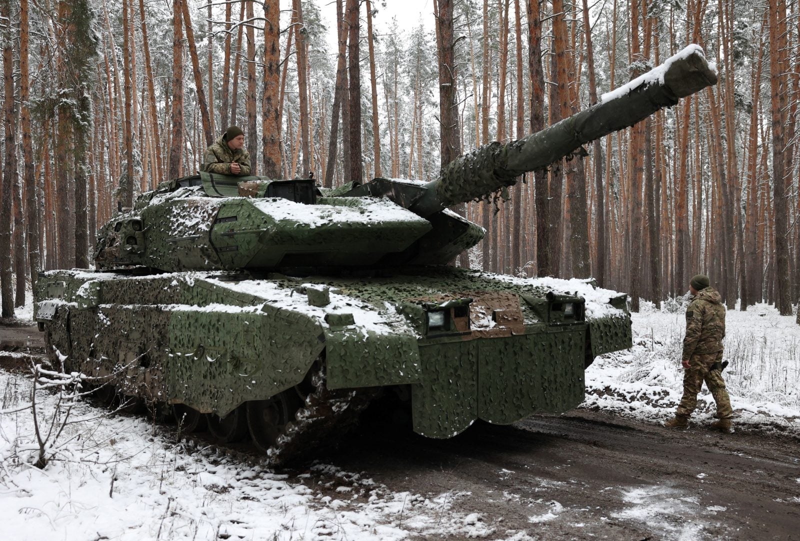 Czech Republic receives billions from European fund for military modernization