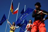 Oslavy 20. výročí vstupu Polska do EU ve městě Słubice na polsko-německých hranicích.