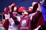Fanoušci Lotyšska si užívají atmosféru zápasů v Ostravě