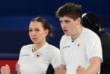 ŽIVĚ: Čeští curleři v turnaji smíšených dvojic hrají se Švýcarskem, Radiožurnál Sport odvysílá přímý přenos