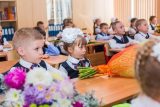 Nástup dětí v první třídě v Novokuzněcku (Ilustrační foto)