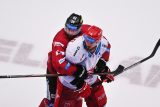 ŽIVĚ: Hokejisté Třince se pokusí vyrovnat sérii se Spartou, Radiožurnál Sport odvysílá přímý přenos