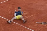 Alcaraz v pětisetové finálové bitvě udolal Zvereva. Na Roland Garros slaví první triumf