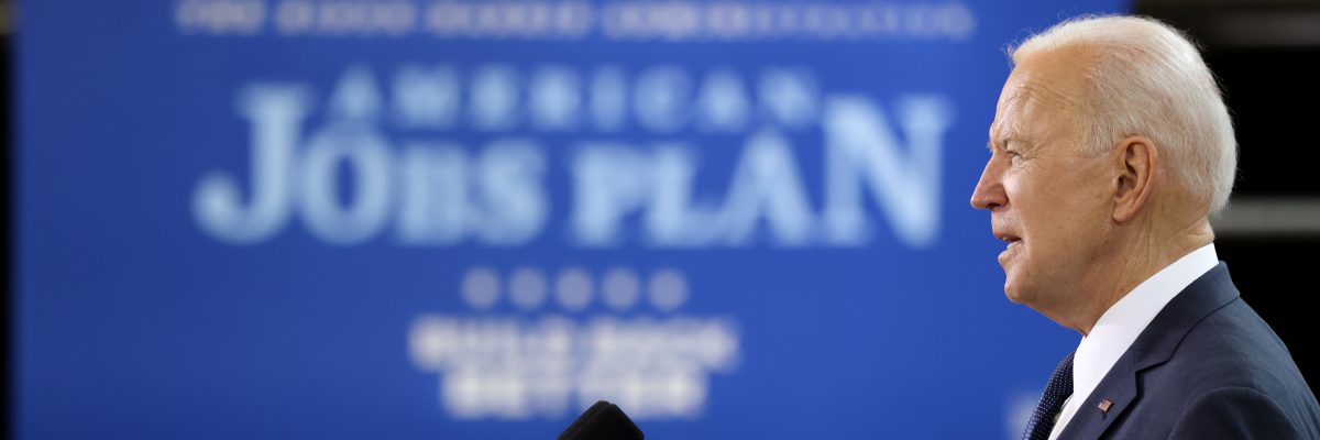 Americký prezident Joe Biden představuje takzvaný Jobs Plan