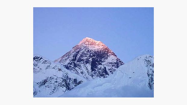 Ráno na Mount Everestu