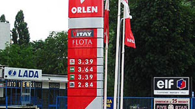 Benzínová pumpa značky Orlen