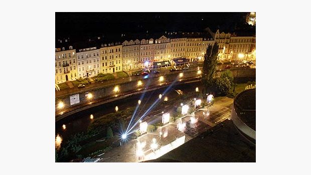 Karlovy Vary v noci