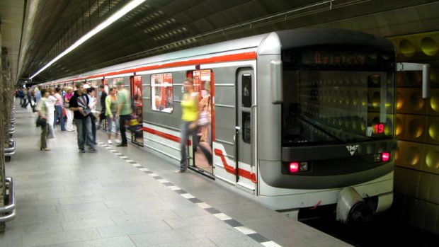 Pražské metro, trasa A - stanice Můstek