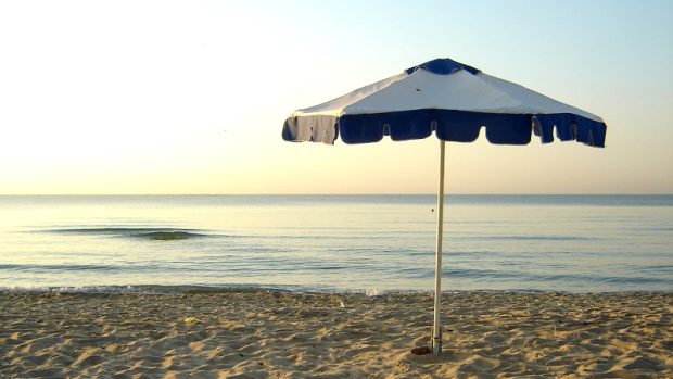 Letní ráno na pláži ve Varně