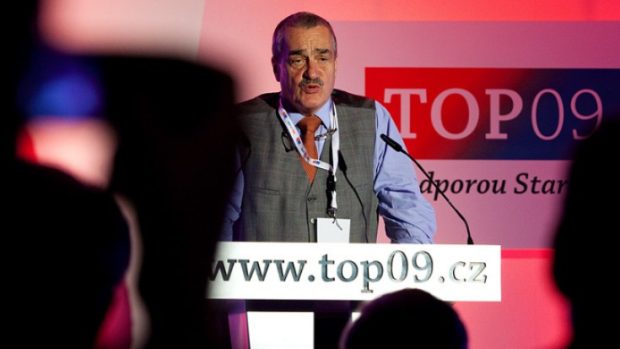 Karel Schwarzenberg na historicky prvním sněmu TOP 09