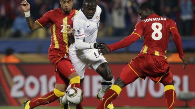 souboj fotbalistů USA a Ghana na MS
