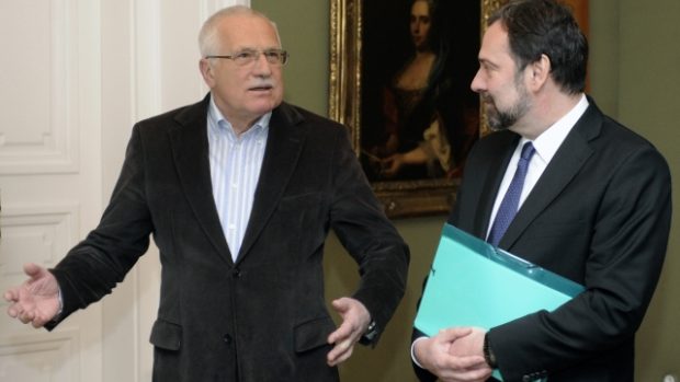 Prezident Václav Klaus jednal na Hradě s ministrem vnitra Radkem Johnem.