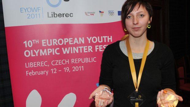 Autorka medailí pro libereckou olympiádu mládeže Barbora Hrubá