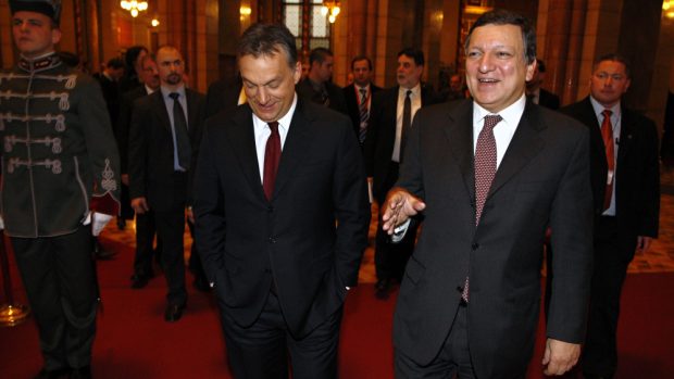 Viktor Orbán a José Manuel Barroso.