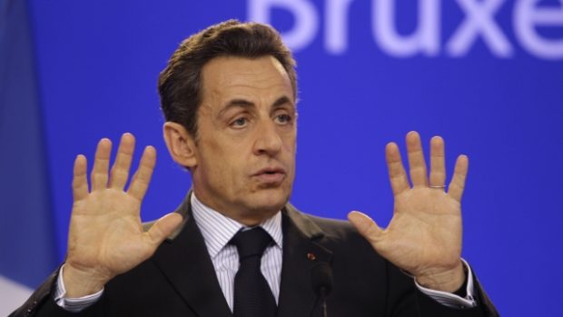Vytvoření bezletové zóny prosazoval hlavně francouzský prezident Nicolas Sarkozy