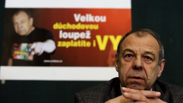 Jaroslav Zavadil, předseda Českomoravské komory odborových svazů, při prezentaci kampaně s názvem ‚Otevřete oči‘