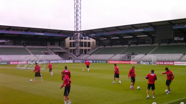 Česká lvíčata absolvovala poslední trénink před utkáním s Anglií v dešti