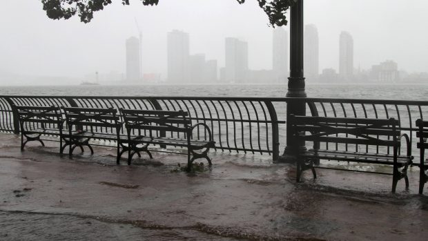 Bouře Irene v New Yorku  zaplavila níže položené oblasti
