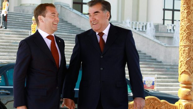 Prezidenti Ruska a Tádžikistánu Dmitrij Medvěděv a Emomali Rachmon