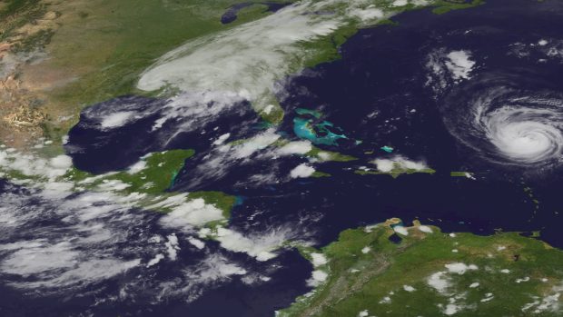 Hurikán Katia nad Atlantikem na družicovém snímku ze 4. září 2011
