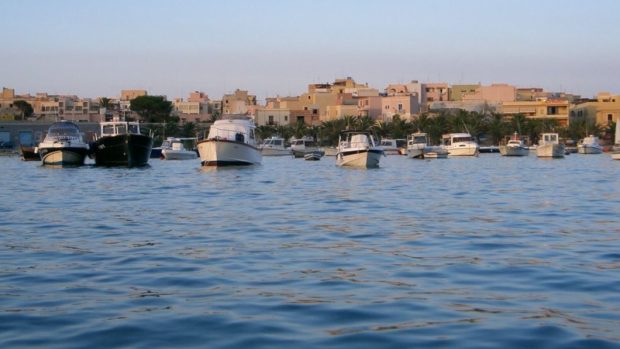Směrem na Lampedusu míří uprchlíci z arabských států