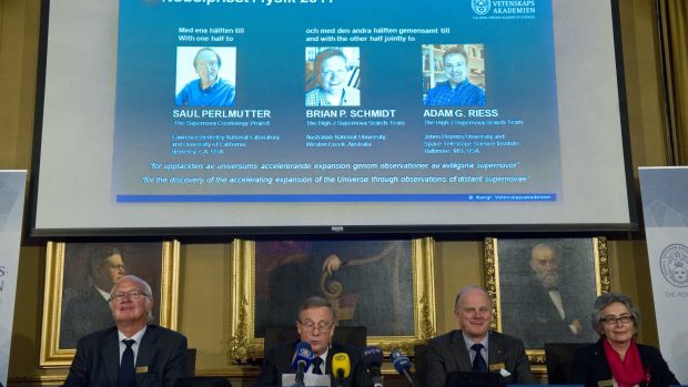 Vyhlášení letošních   laureátů Nobelovy ceny za fyziku ve Stockholmu